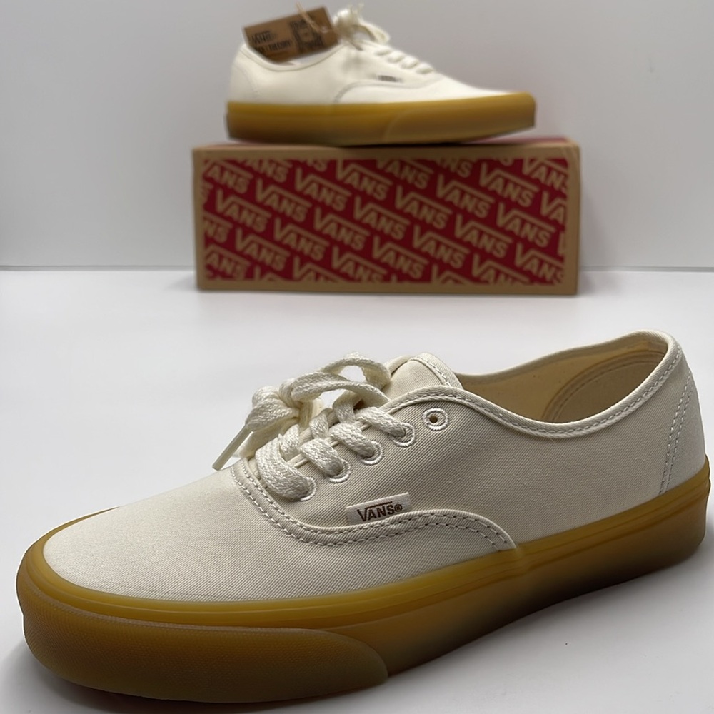 Vans WMNS Authentic
Eco Theory In Our Hands White 
VN0A5KRDTBD
Sneakers - Picture 15 of 16